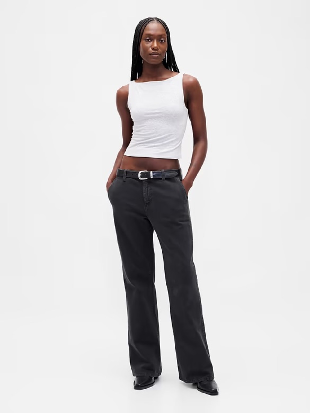 NWT! Gap Women’s Black Low Rise Relaxed Flare Khakis - 4 Tall 815743